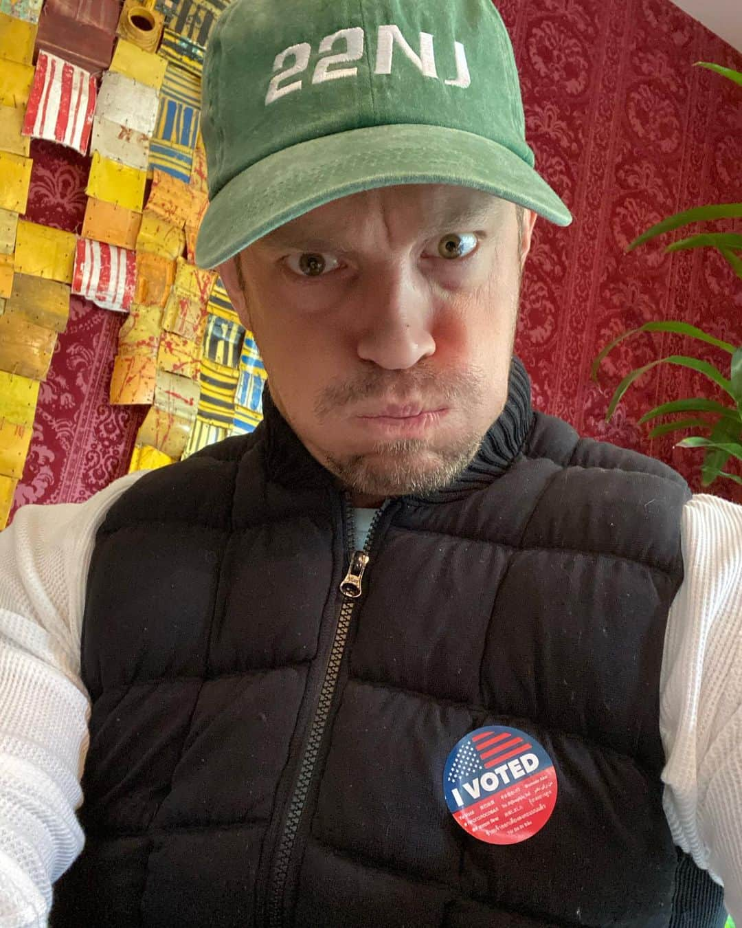 ヨエル・キナマンさんのインスタグラム写真 - (ヨエル・キナマンInstagram)「Done. Please please please America let’s change course! We can do this by voting! If you haven’t already please go vote.  #bidenharris2020」11月3日 23時37分 - joelkinnaman