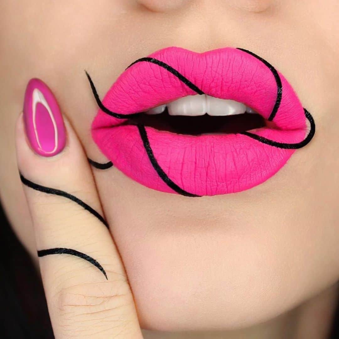 Jeffree Star Cosmeticsさんのインスタグラム写真 - (Jeffree Star CosmeticsInstagram)「All tied up ➰ @nataliajanas created this lip using our #velourliquidlipstick in the shade YES MA’AM 🎀   #jeffreestarcosmetics」11月4日 1時08分 - jeffreestarcosmetics