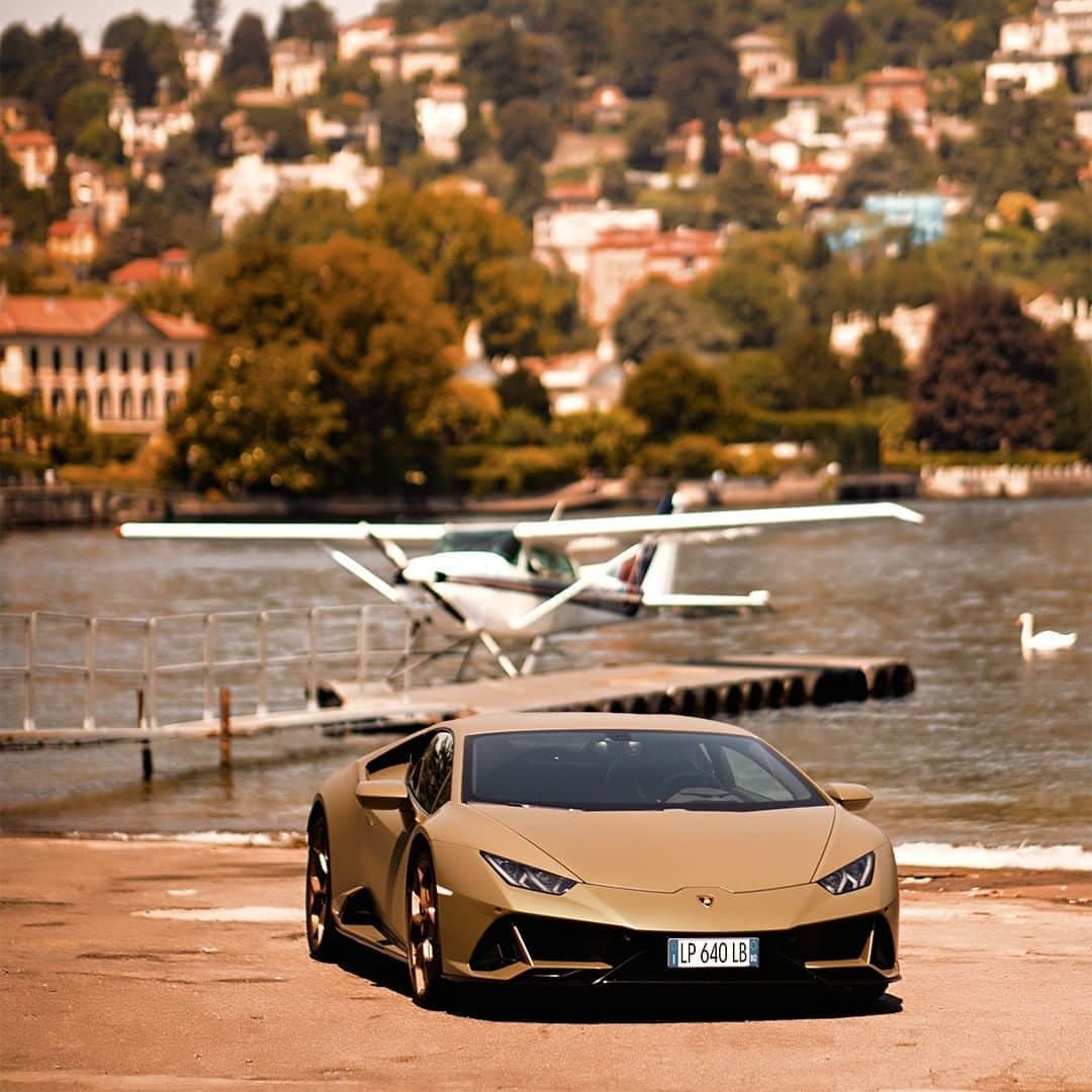 ランボルギーニのインスタグラム：「This Lamborghini #HuracanEVO is a work of art and the multifaceted region of Lombardia is its perfect setting. Together with @vincenzo_grillo we will take you to the discovery of wonderful spots  in the new chapter of With Italy, For Italy.  #Lamborghini #EveryDayAmplified #WithItalyForItaly #Lombardia」