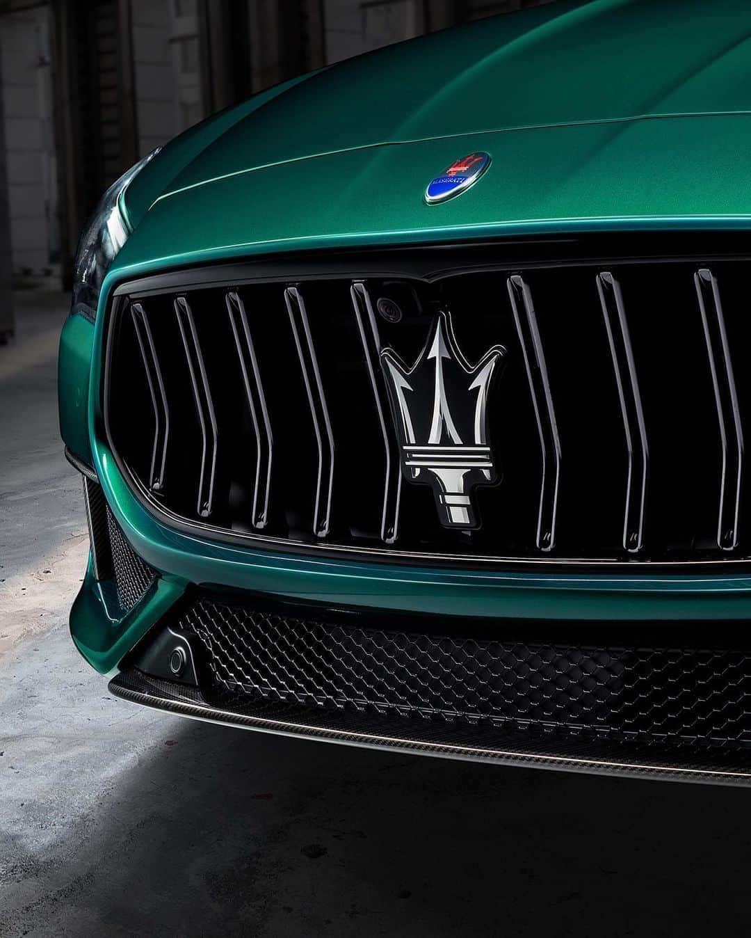 マセラティさんのインスタグラム写真 - (マセラティInstagram)「The #MaseratiQuattroporteTrofeo, timeless in its racing-inspired design. #Maserati #TheArtOfFast」11月4日 2時33分 - maserati