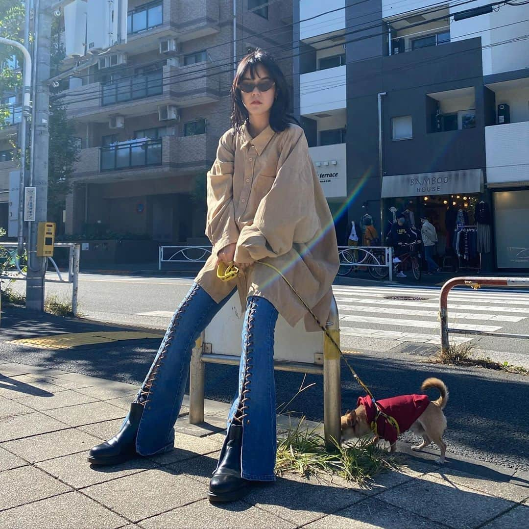 長澤メイさんのインスタグラム写真 - (長澤メイInstagram)「ぜんぶ古着の日🍹 #mei_outfit」11月4日 13時44分 - xxmeixx1208