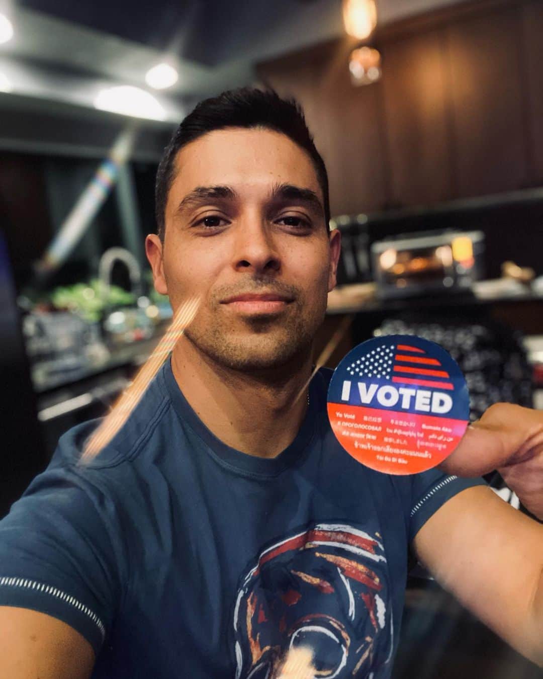 ウィルマー・バルデラマのインスタグラム：「Off work and straight to the polls. #America we are ALL in it #together.. always, and for our country.. I will give everything I am to see you happy and free. #Vote cause you love our country.」
