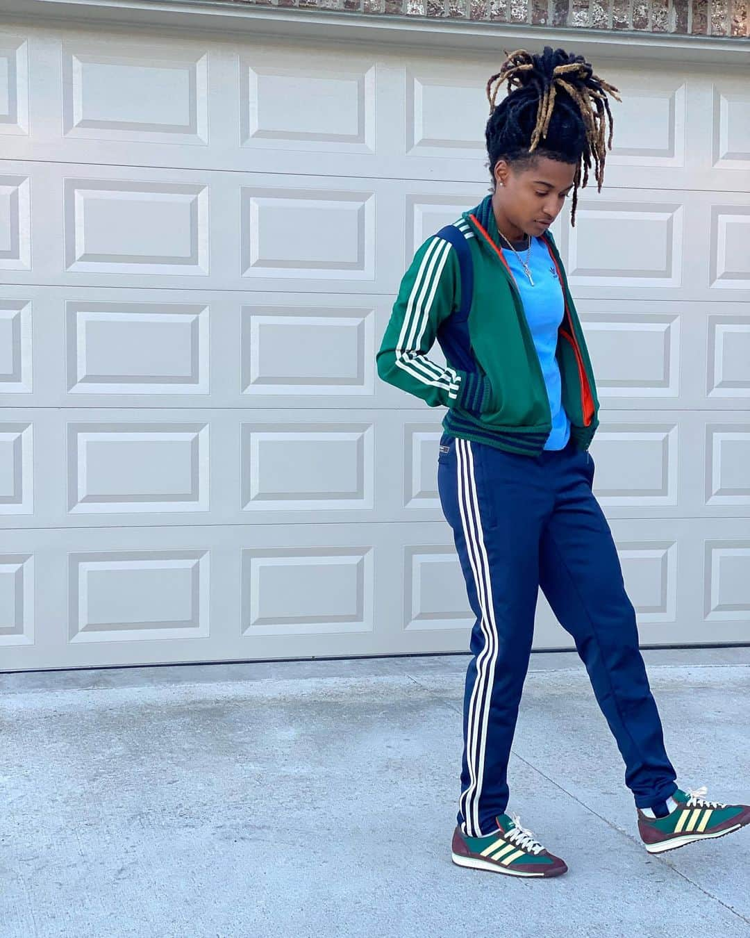 アレア・ホッブズのインスタグラム：「No better way to step than in my 3 stripe gear! /// @adidasOriginals @WalesBonner #adidasOriginalsbyWalesBonner #CreatedWithAdidas」