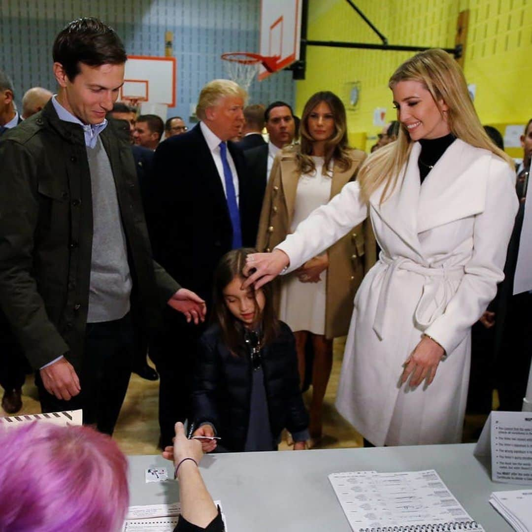 イヴァンカ・トランプさんのインスタグラム写真 - (イヴァンカ・トランプInstagram)「Flashback : Election Day 2016」11月4日 13時01分 - ivankatrump