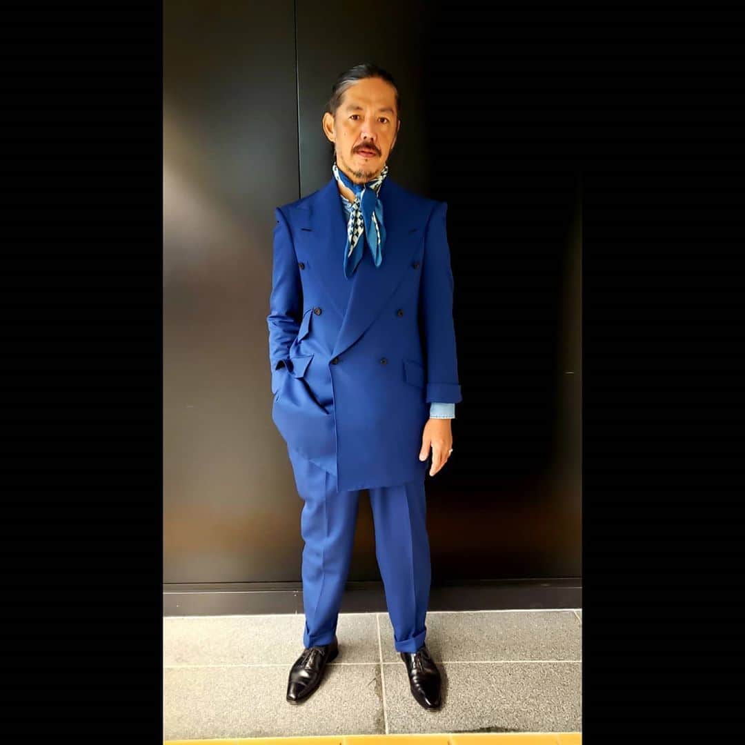 信國太志のインスタグラム：「New Style Suits= my own Shoes=George Cleverley」