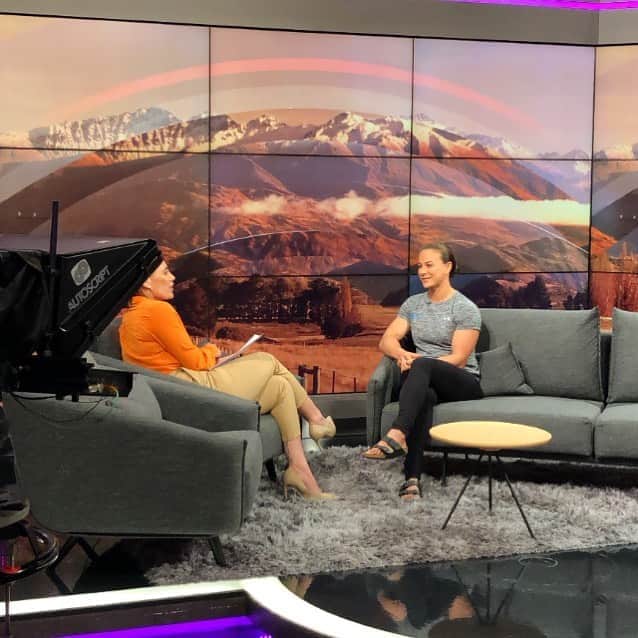 リサ・キャリントンのインスタグラム：「Great catching up with @jmayclarkson on @breakfaston1 talking ‘With Lisa Carrington’ the new docuseries. Can’t wait to share it with you all soon」