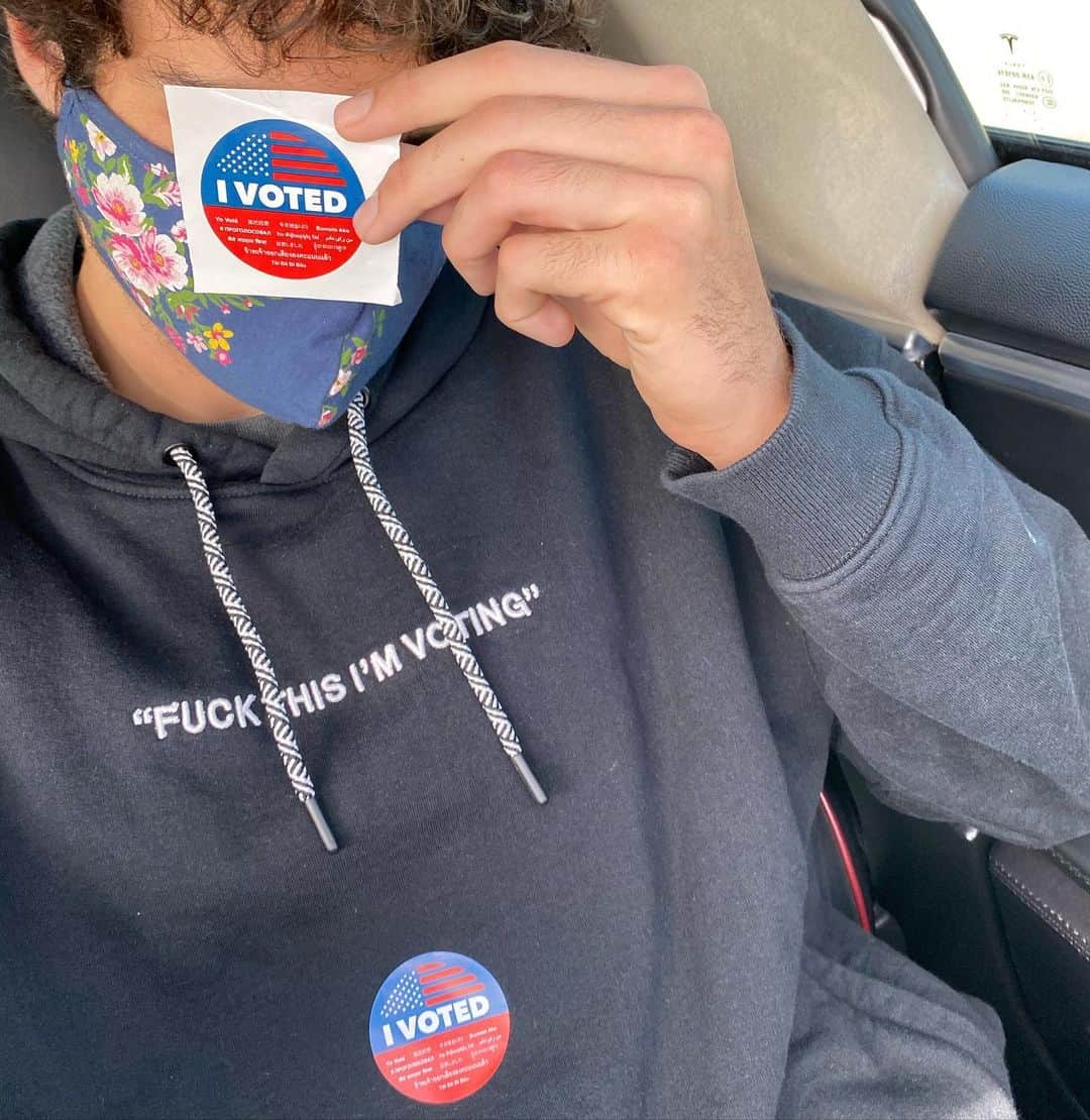 ノア・センティネオのインスタグラム：「First timer over here」