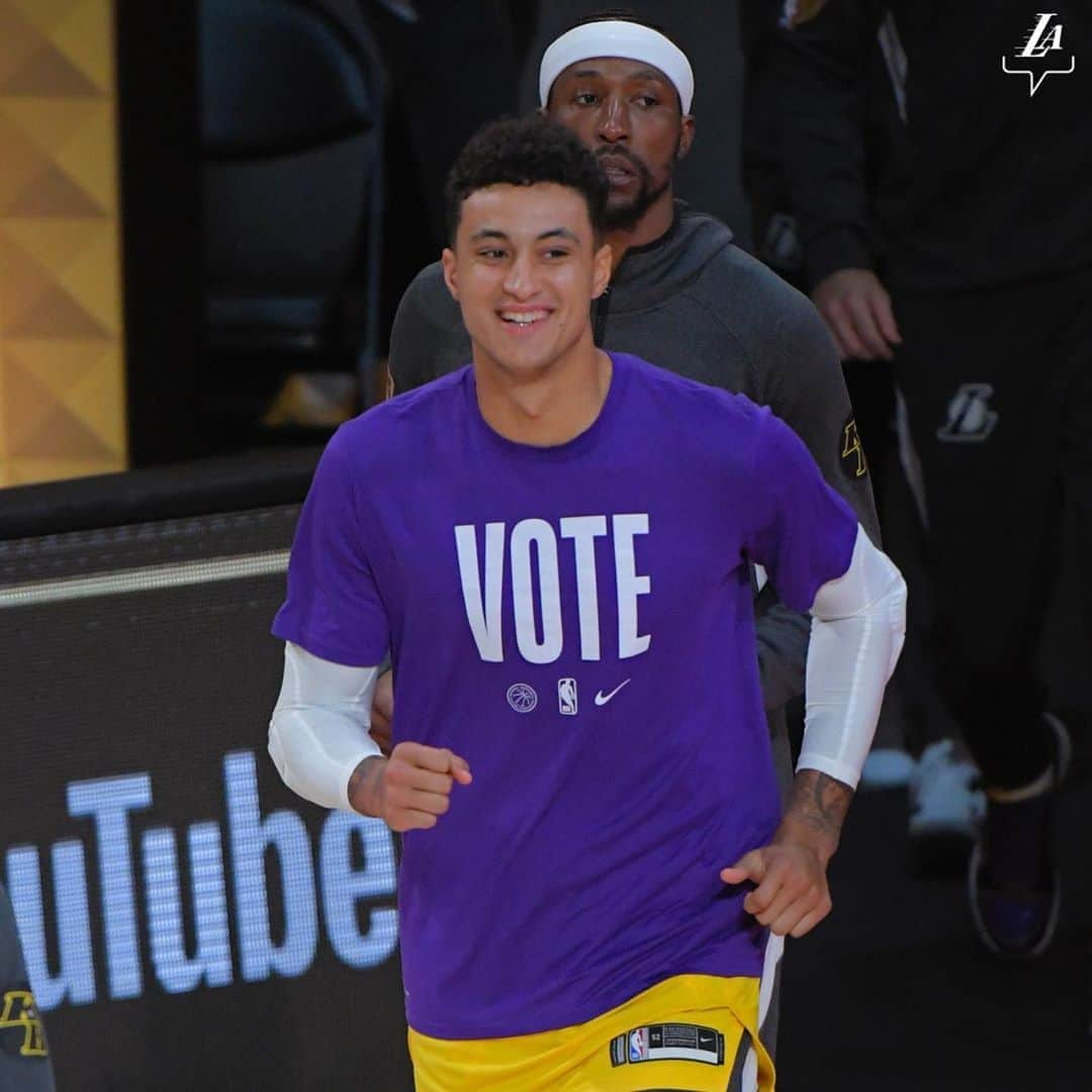 Los Angeles Lakersさんのインスタグラム写真 - (Los Angeles LakersInstagram)「VOTE.」11月4日 5時30分 - lakers