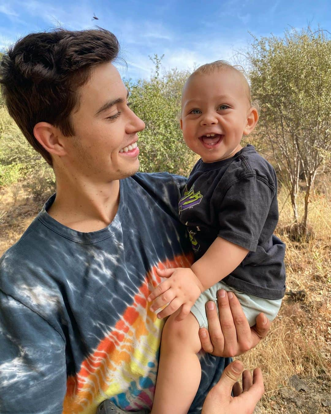 ナッシュ・グリアさんのインスタグラム写真 - (ナッシュ・グリアInstagram)「🤞」11月4日 5時49分 - nashgrier