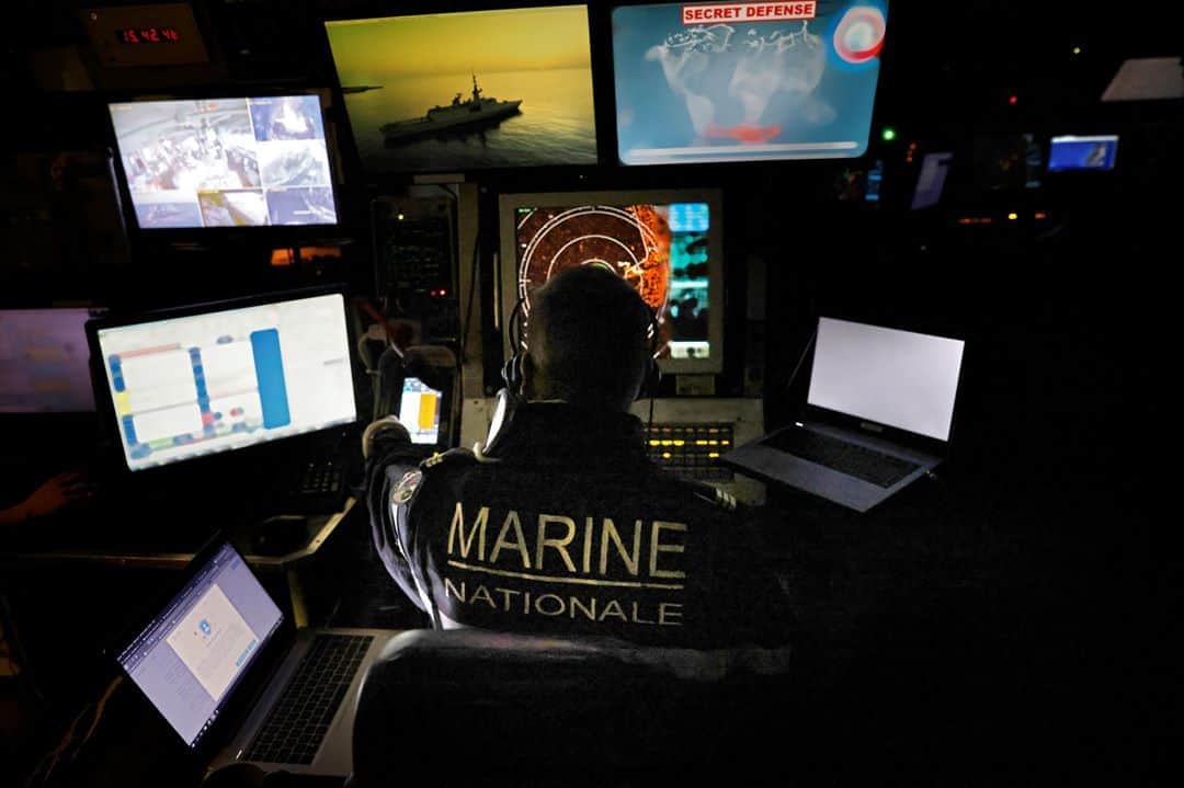 AFP通信さんのインスタグラム写真 - (AFP通信Instagram)「AFP Photo 📷 @thomascoex - The stealth frigate La Fayette and its 170 crew members keep their eyes open and ears strained day and night in this highly strategic maritime space, where the discovery of fabulous gas fields has raised tensions a notch in recent months between Athens and Ankara, at odds over their respective maritime borders.」11月4日 6時24分 - afpphoto