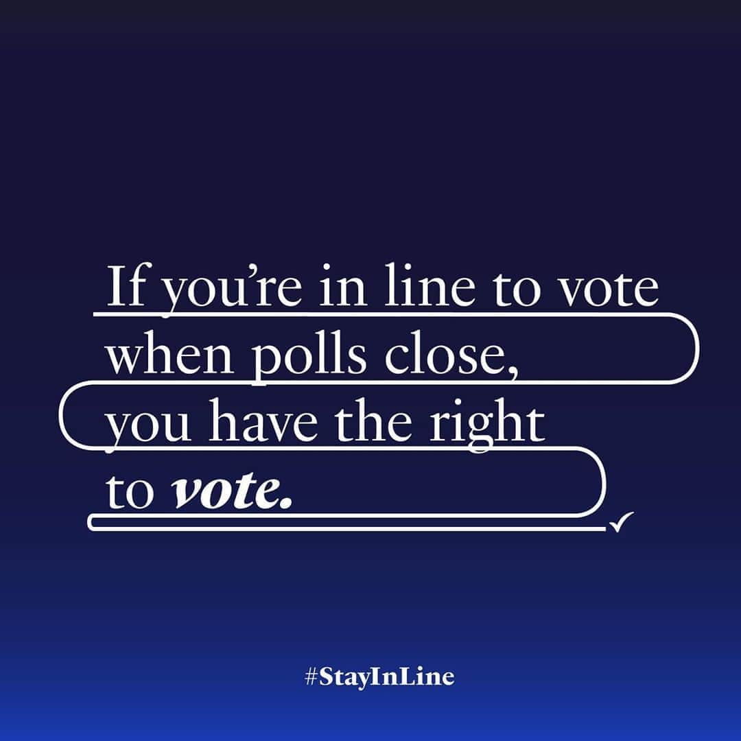 ヒラリー・クリントンさんのインスタグラム写真 - (ヒラリー・クリントンInstagram)「If you are in line to vote when the polls close, you have the right to vote. Stay in line, spread the word, and thanks for defending our democracy. #StayInLine」11月4日 6時38分 - hillaryclinton