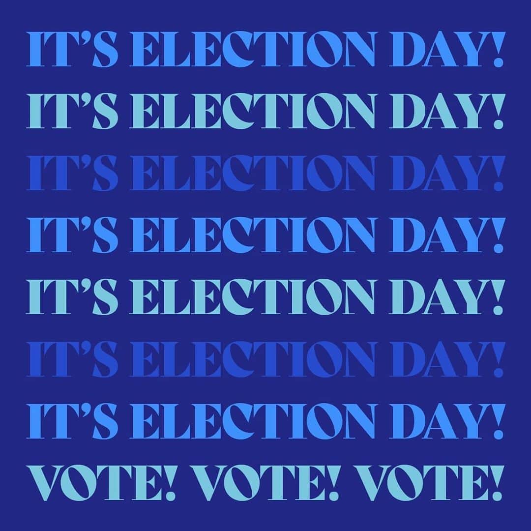 エヴァ・ロンゴリアさんのインスタグラム写真 - (エヴァ・ロンゴリアInstagram)「Today’s the day! It’s Election Day! GO VOTE and make your voice heard! 🗳」11月4日 7時09分 - evalongoria