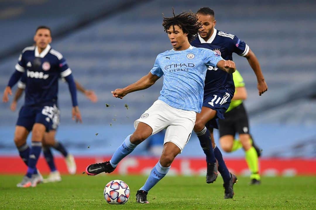ナタン・アケのインスタグラム：「Clean sheet and +3 points in the Champions League! 💪🏾 Go again on Sunday #mancity #ucl」