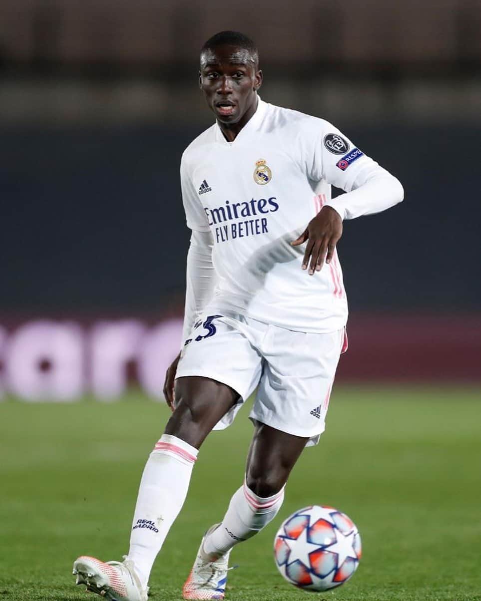 フェルランド メンディさんのインスタグラム写真 フェルランド メンディinstagram Good To Know Victory Again In Champions League Halamadrid Realmadrid Fm23 Rmucl 11月4日 7時58分 Ferland Mendy