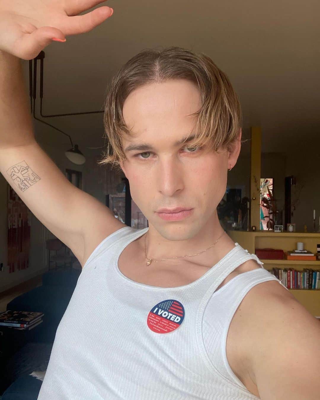 MTVさんのインスタグラム写真 - (MTVInstagram)「Polls start closing soon in some parts of the country. Match these celebs and their I Voted stickers by going to #VoteForYourLife RIGHT NOW 💪 Head to VoteForYourLife.com to see your voting options. 🔁 @saweetie  🔁 @iamhalsey  🔁 @bellahadid  🔁 @kidcudi  🔁 @lizakoshy  🔁 @tinashenow  🔁 @tommy.dorfman」11月4日 8時08分 - mtv