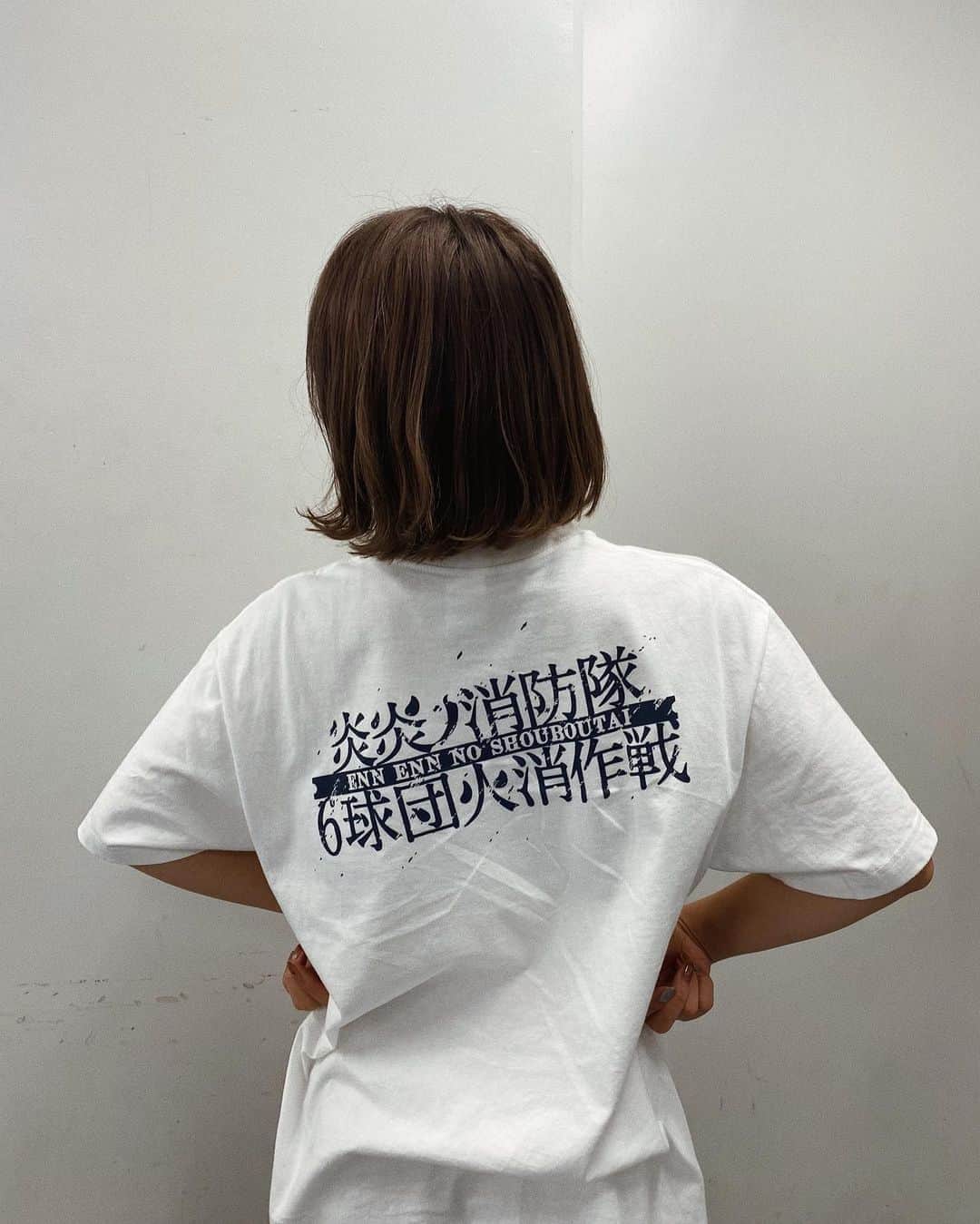 MIYUのインスタグラム：「昨日、バファローズVICTORY🐮✨﻿ ﻿ ﻿ ﻿ そしてラストの﻿ 【BsGirlsオンラインステージ@BsTV】﻿ ﻿ ＆﻿ ﻿ 【BsGirlsオンラインサイン会】﻿ ﻿ ﻿ ﻿ どちらもご視聴、ご参加頂き﻿ ありがとうございました♡﻿ ﻿ ﻿ ﻿ いかがでしたか？？(^^)﻿ ﻿ ﻿ ﻿ またこの気持ちは﻿ 土曜日のアメーバブログで　﻿ お話したいと思います…☆﻿ ﻿ ﻿ ﻿ 改めて、今シーズン﻿ ありがとうございました✨﻿ ﻿ ﻿ ﻿ ﻿ ⋆٭⋆⚾︎- - - - - - - - - - - - - - - - -⚾︎⋆٭⋆﻿ ﻿ ﻿ ﻿ 📸：先日、CHALとBsSHOPに行って﻿ 購入したTシャツ…🥰﻿ ﻿ ﻿ ﻿ コラボするアニメがあって﻿ めっちら面白いで〜！と、﻿ CHALが教えてくれて見始めて﻿ どハマりしました( ˆ ˆ )笑﻿ ﻿ ﻿ ﻿ ﻿ ﻿ ﻿ 本日、18:00〜﻿ PLAY BALL⚾️🔥﻿ ﻿ ﻿ ﻿ 今日も勝ちましょう✨✨﻿ ﻿ ﻿ ﻿ ﻿ ﻿ ﻿ ﻿ #オリックス #Bs2020 #BsGirls #オリ姫﻿ #野球 #プロ野球 #オリックスバファローズ #超革新系﻿ #野球女子　#野球好き　#京セラドーム大阪　﻿ #ほっともっとフィールド神戸﻿ #パリーグ #炎炎ノ消防隊 #6球団火消作戦﻿ #baseball #ORIX #Buffaloes #BINNOVATION﻿ #MIYU #miyu_337  #🐼 ﻿」