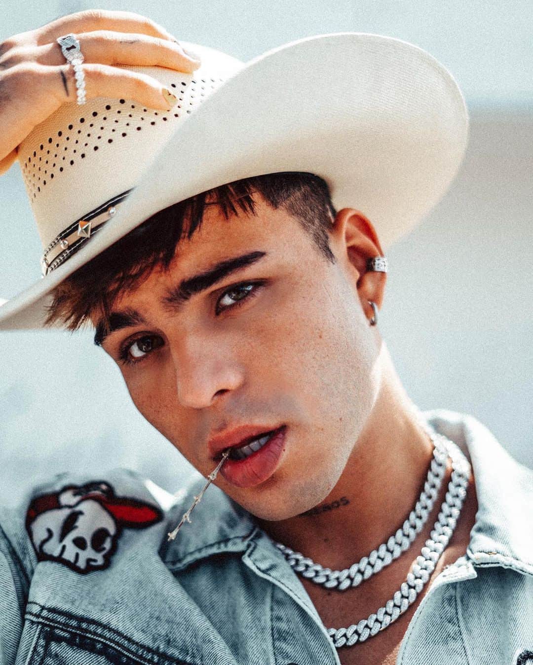 のインスタグラム：「se va hacer o no se va hacer la carnita? 🤠」