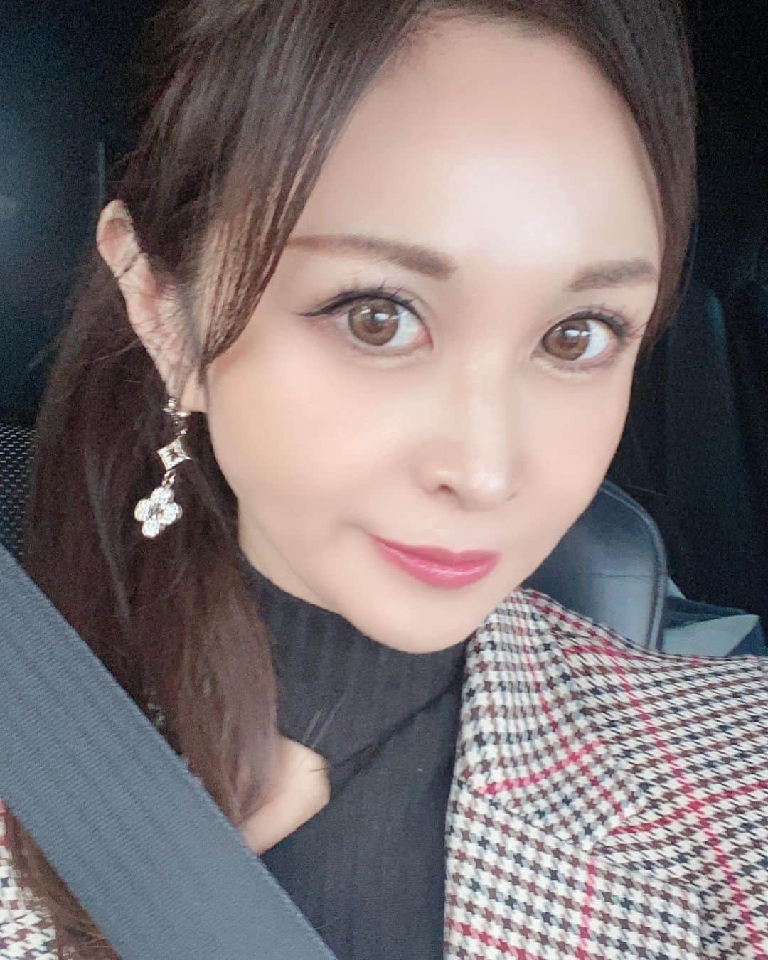 のインスタグラム：「おはようございます☀ 今日は良いお天気☺️今日も自分の感情に気をつけてワクワクで過ごします❣️」