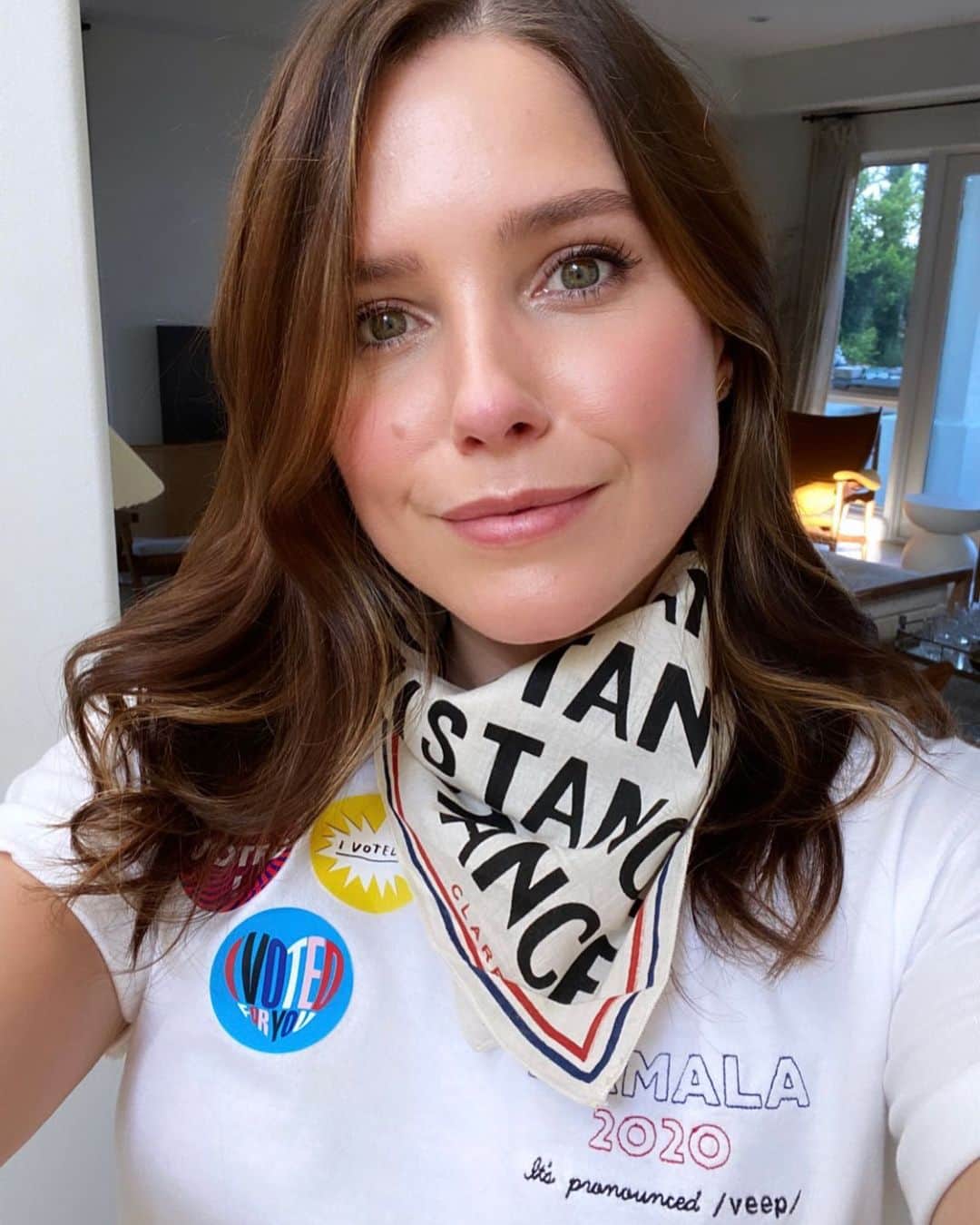 ソフィア・ブッシュさんのインスタグラム写真 - (ソフィア・ブッシュInstagram)「I voted early — and it felt so good! — and today I’m wearing #ivoted gear in solidarity with all of you out there who are hitting the polls today! I know that we’ve got this because we’ve got us. I know that there are more people than ever showing up to make their voices heard. To renounce hatred and division. To vote for justice, truth, humility, community, and a strength rooted in compassion. We have done so much work, friends. We left it all on floor. And there are folks making sure they do too, right now, in lines around the country. Make sure you’ve made every last call, texted every last friend, and given a ride or a hug to whoever needs one. Make sure, if you’re voting today, that you #stayinline! Know your rights (check my last post) and that you text POLLS to 30330 or dial 866-OUR-VOTE should you run into any problems. I am rooting for you, and for us. Praying for justice, equity, a leader with an actual COVID plan. Praying for our communities who have experienced oppression and fear, whether that’s women, people of color, farmers, energy workers, the LGBTQ+ community, new immigrants or citizens born to immigrants. We are better together. Our diversity of thought and experience is what has allowed us to be leaders and innovators. We can lean into those truths — those best parts of us — and by working #democracy like the action verb that it is, we can build an incredible and prosperous future for all. I believe. ♥️🗳🇺🇸 #vote #iamavoter • And for the folks asking, these genius shirt of from @read_receipts. After @sendavidperdue had the gal to joke that Senator @kamalaharris’s name was “Kamala? KAH-MUH-LA? Kamalamala?” at a rally, despite having worked with her on the Sneate floor for years, and knowing how to say her name? Well. He revealed not only his partisan pettiness but also his racism! And the genius creator of Read Receipts created this shirt, which reads “KAMALA, it’s pronounced / veep.” I love it. And I loved raising money for Purdue’s opponent @jonossoff, who is a genuine human, a kind man, and has badass plans for his state!」11月4日 9時51分 - sophiabush