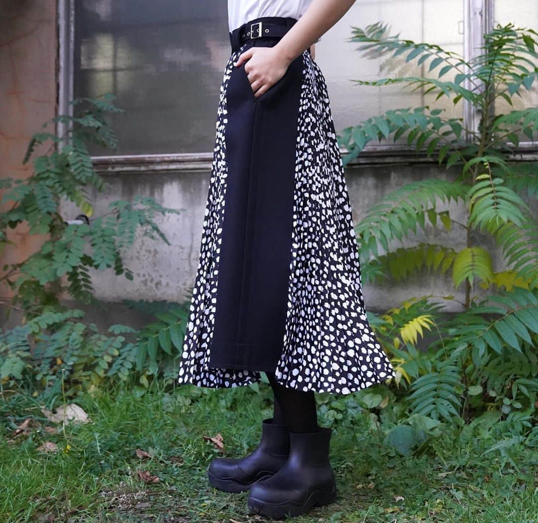 MāWさんのインスタグラム写真 - (MāWInstagram)「. [sacai]  Leopard Dot Skirt.  -  #mawsapporo #MāW #sacai #sacaiofficial #sapporo #20aw #hokkaido」11月4日 10時54分 - maw_sapporo
