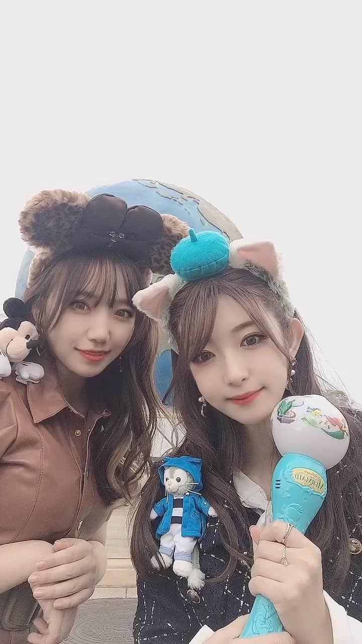 れみぱんのインスタグラム：「ディズニーの写真沢山ある🌋 ゆっくりアップしていきます🐥🎨」