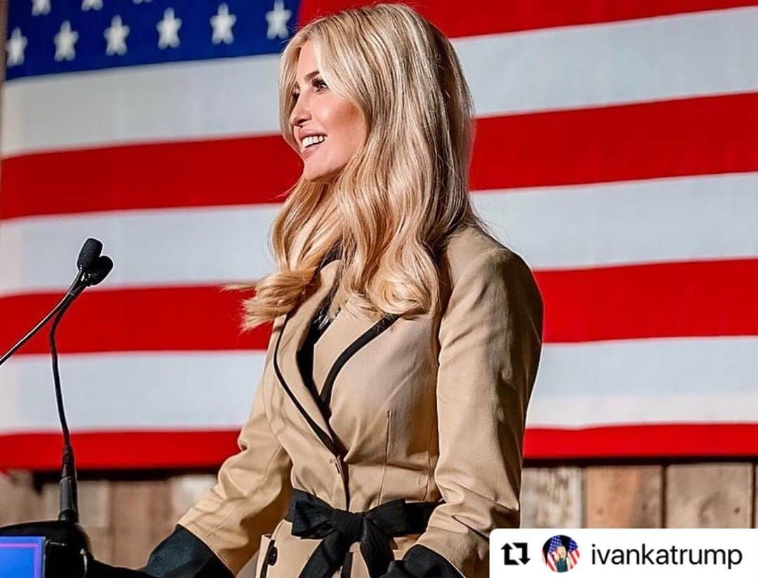 ドナルド・トランプさんのインスタグラム写真 - (ドナルド・トランプInstagram)「#Repost @ivankatrump  ・・・ 📍First stop: MICHIGAN!   Michiganders are ready for FOUR MORE YEARS of @realDonaldTrump! #MAGA. 🇺🇸」11月4日 11時37分 - realdonaldtrump