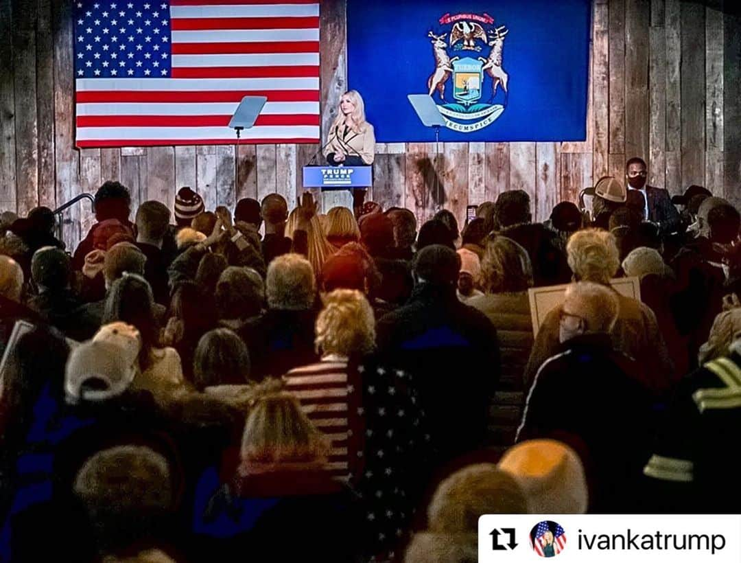 ドナルド・トランプさんのインスタグラム写真 - (ドナルド・トランプInstagram)「#Repost @ivankatrump  ・・・ 📍First stop: MICHIGAN!   Michiganders are ready for FOUR MORE YEARS of @realDonaldTrump! #MAGA. 🇺🇸」11月4日 11時37分 - realdonaldtrump