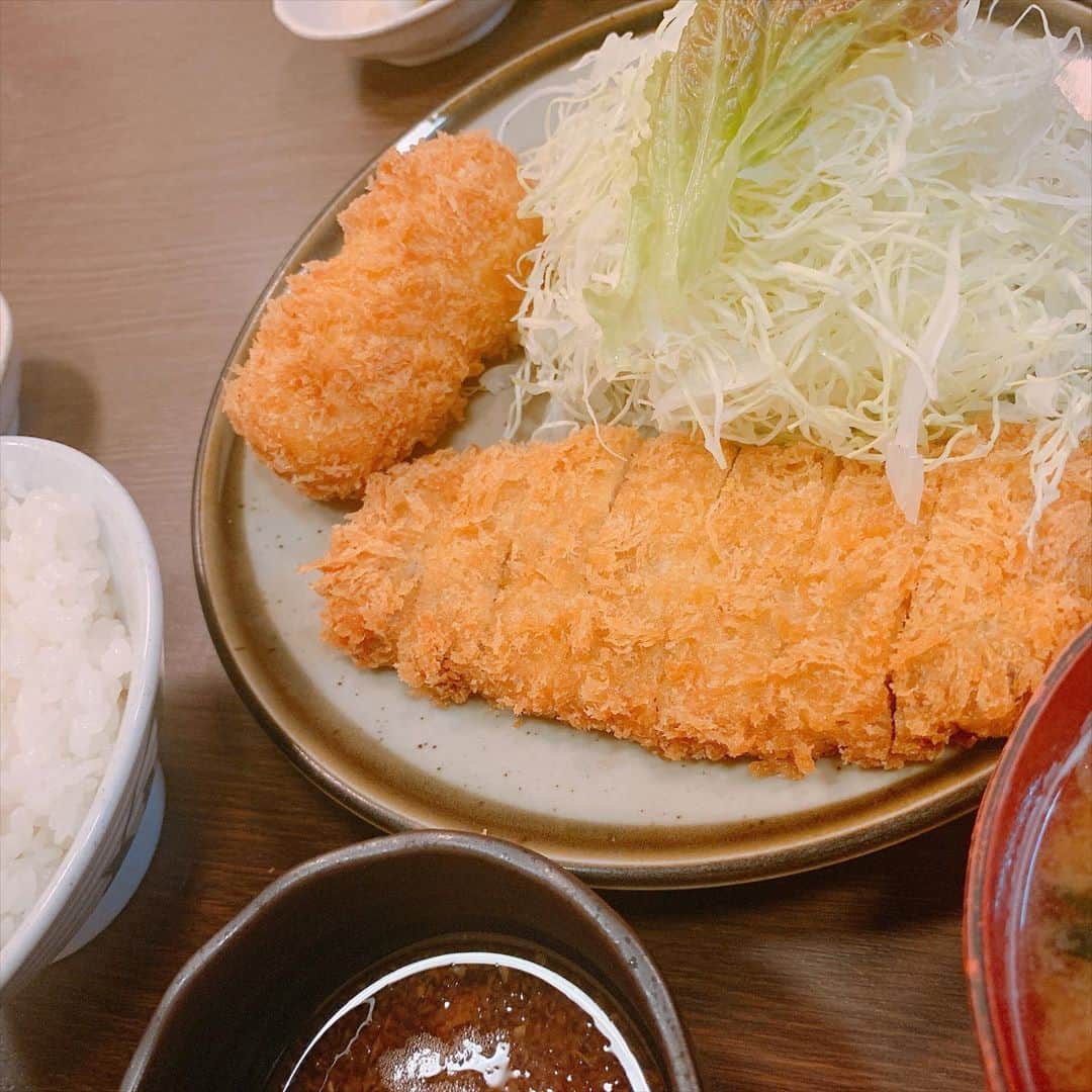 のインスタグラム：「#浅草橋 #トンカツ #カニクリームコロッケ」