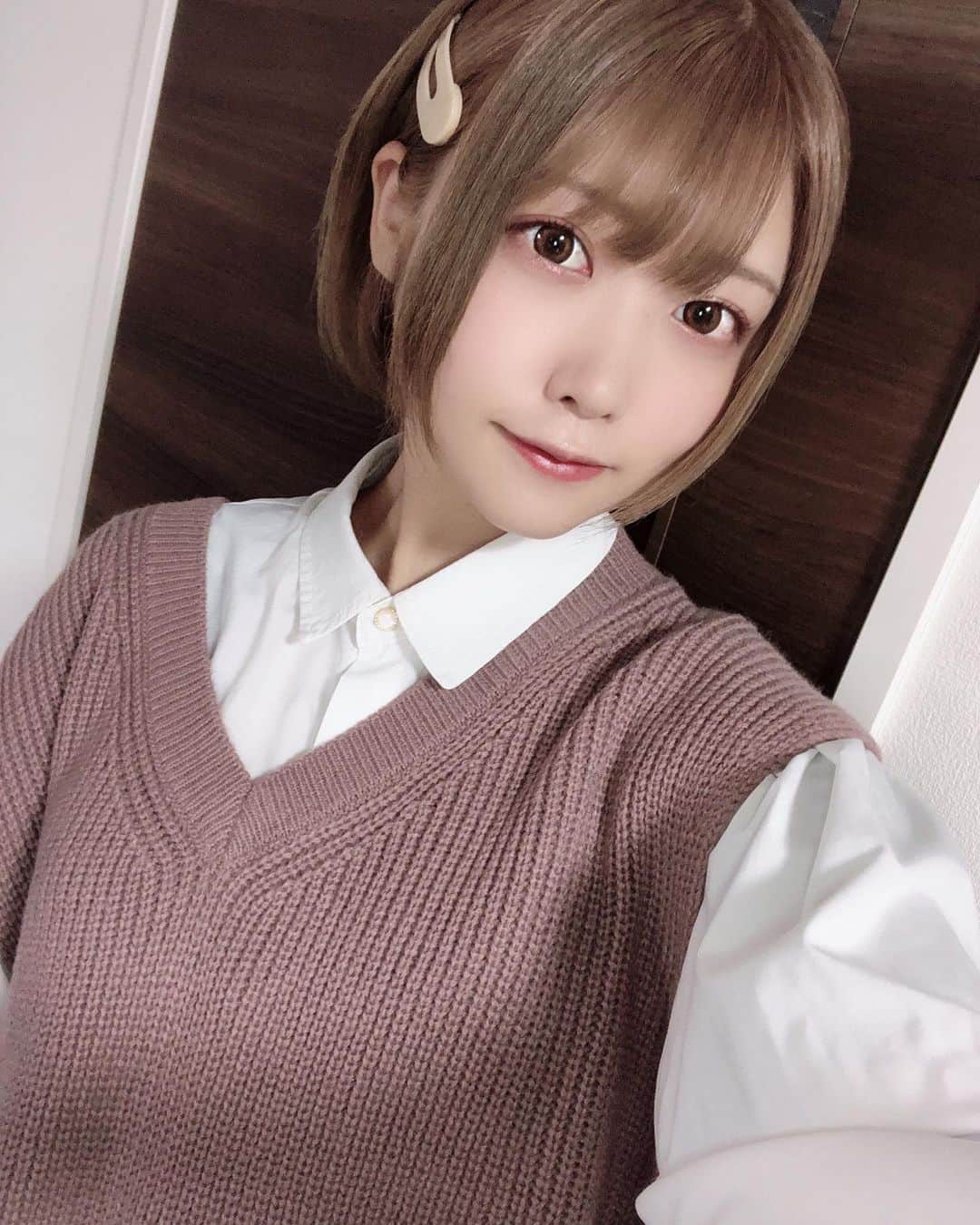 駿河たおのインスタグラム：「髪色明るいのも好き？？」
