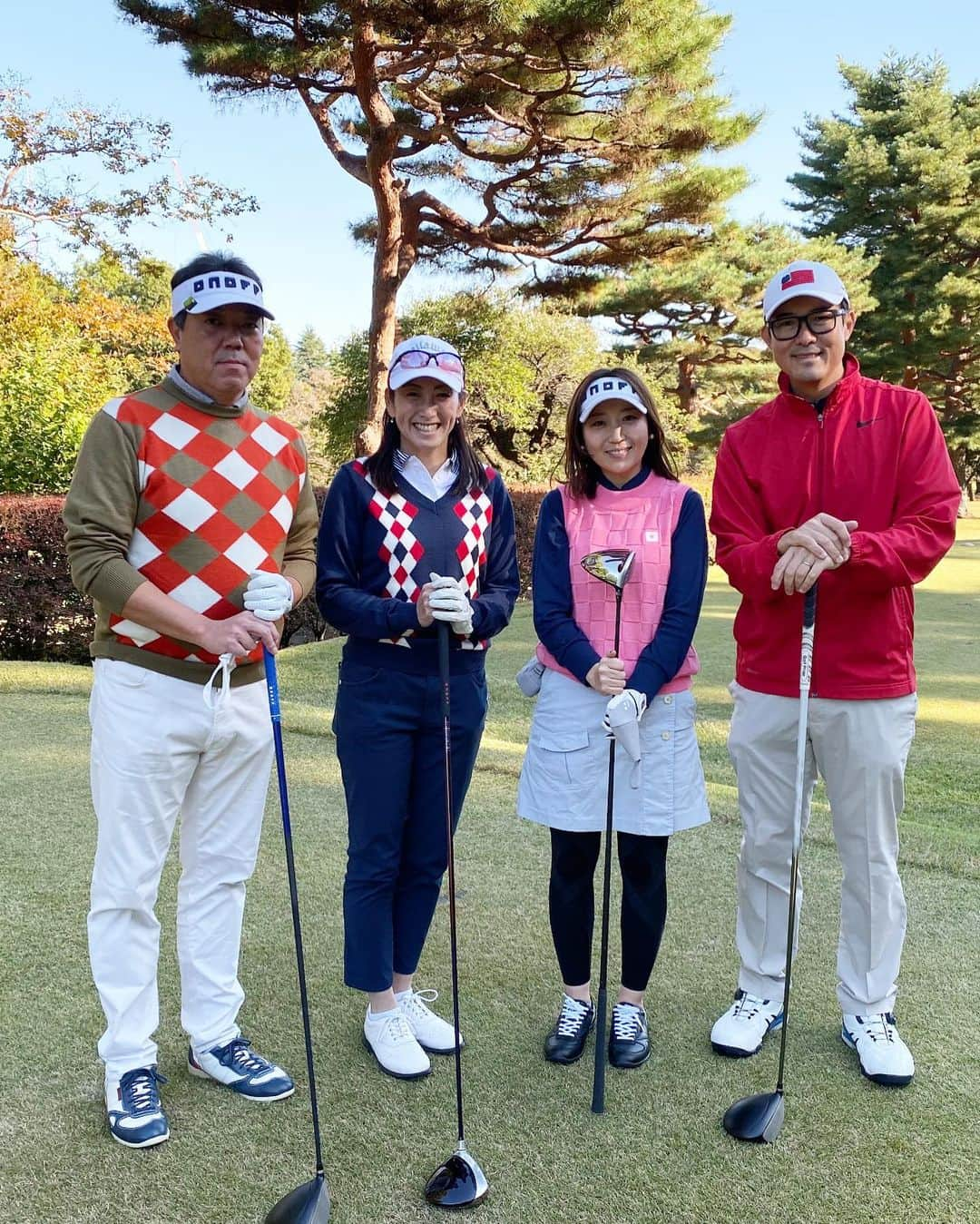 杉山愛さんのインスタグラム写真 - (杉山愛Instagram)「いつもお世話になっているグローブライドさんとのゴルフ⛳️ 小金井カントリー倶楽部で回らせて頂きました🤗 レディースティーなどは存在せず、アスリートゴルフを強いられますが、やっぱりこういう状況でいいスコアが出せたら本物ですよね。 今日は打ちのめされ、久しぶりに上手くなりたい‼️と心の底から感じました🤭 おばあちゃんになってもゴルフがしたい‼️その為には今、実力をつけなくては‼️ 少しずつでも前進していきたいと思います💪」11月4日 21時54分 - aisugiyamaofficial