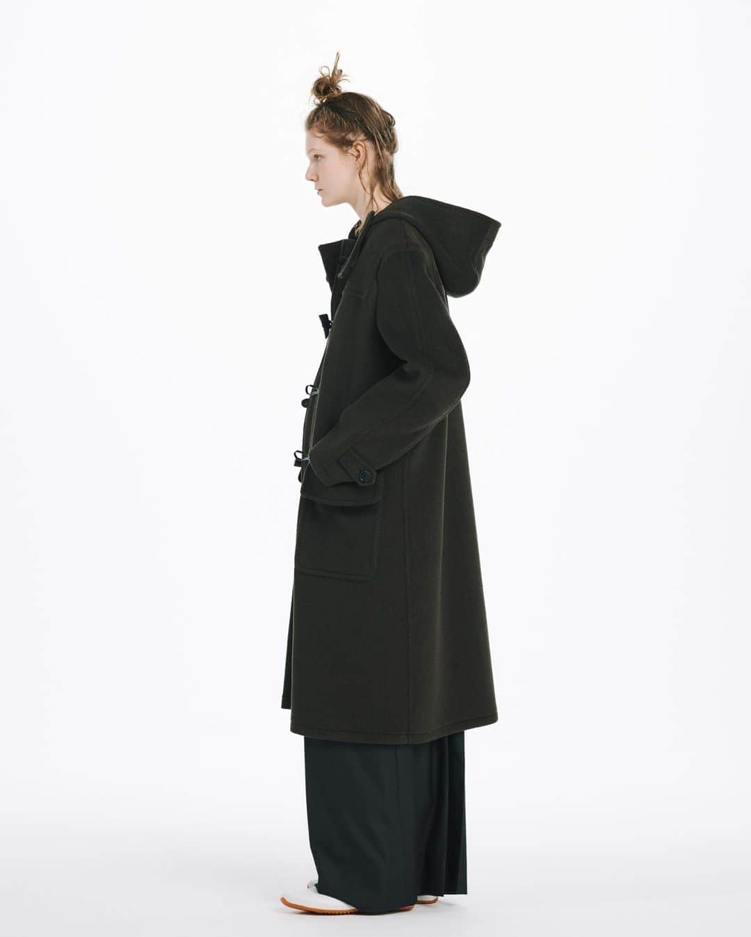 ビューティフルピープルさんのインスタグラム写真 - (ビューティフルピープルInstagram)「Winter 2020 Collection⁠⠀ Side-C / Vol.4⁠⠀ ⁠⠀ coat : pile melton duffel coat⁠⠀ ⁠tops : ⁠spain pima border pullover⁠⠀ pants : wool silk pinhead belted wide pants⁠⠀ ⁠bag : sunbrella spring bucket bag⁠⠀ ⁠⠀ coat : pile melton duffel coat⁠⠀ dress : fleck yarn knitting dress⁠⠀ bag : recycled felt constructive bag S⁠⠀ ⁠⠀ ⁠⠀ ⁠⠀ #AW20⁠⠀ #PFW⁠⠀ #SideC⁠⠀ #duffelcoat⁠⠀ #borderpullover⁠⠀ #pullover⁠⠀ #widepants⁠⠀ #smallbag⁠⠀ #handbag⁠⠀ #bucketbag⁠⠀ #knittingdress⁠⠀ #knit⁠⠀ #recycledfelt⁠⠀ #feltbag⁠⠀ #beautifulpeople⁠」11月4日 22時11分 - beautifulpeople_officialsite