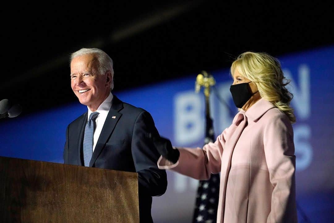 NBC Newsさんのインスタグラム写真 - (NBC NewsInstagram)「Joe Biden addresses a crowd of supporters in Wilmington, Delaware, on election night.⁠ ⁠ Latest updates at the link in our bio.⁠ ⁠ 📷 Andrew Harnik / @apnews」11月4日 15時02分 - nbcnews