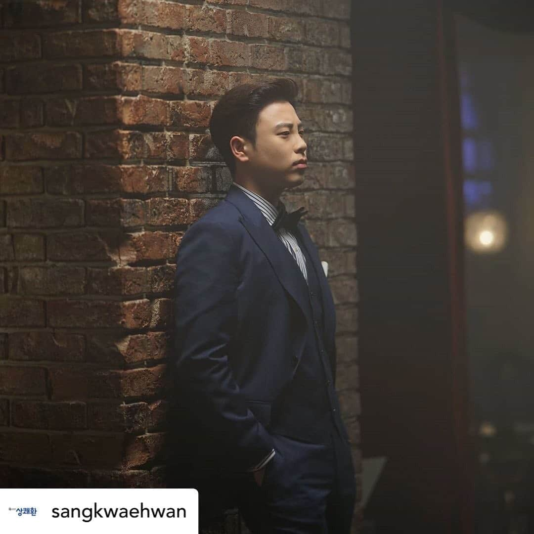 Block Bさんのインスタグラム写真 - (Block BInstagram)「Posted @withregram • @sangkwaehwan #당신의숙취에왔따 💙 #상쾌한장 TVCF 현장 공개! #피오 편 🥳💓   깐피오님 절 받으세요 ㅠㅠㅠㅠㅠㅠㅠ 멋있고 귀엽고 근엄하고 큐티하고 혼자 다 해 @표스타 팬분덜 모이세여   #멍뭉미 #표블리 #표지훈 #표지훈은사랑입니다 #블락비피오 #마포멋쟁이 #상쾌환 #상쾌환스틱형 #숙취 #숙취해소 #음주전 #음주후」11月4日 15時53分 - blockb_official_