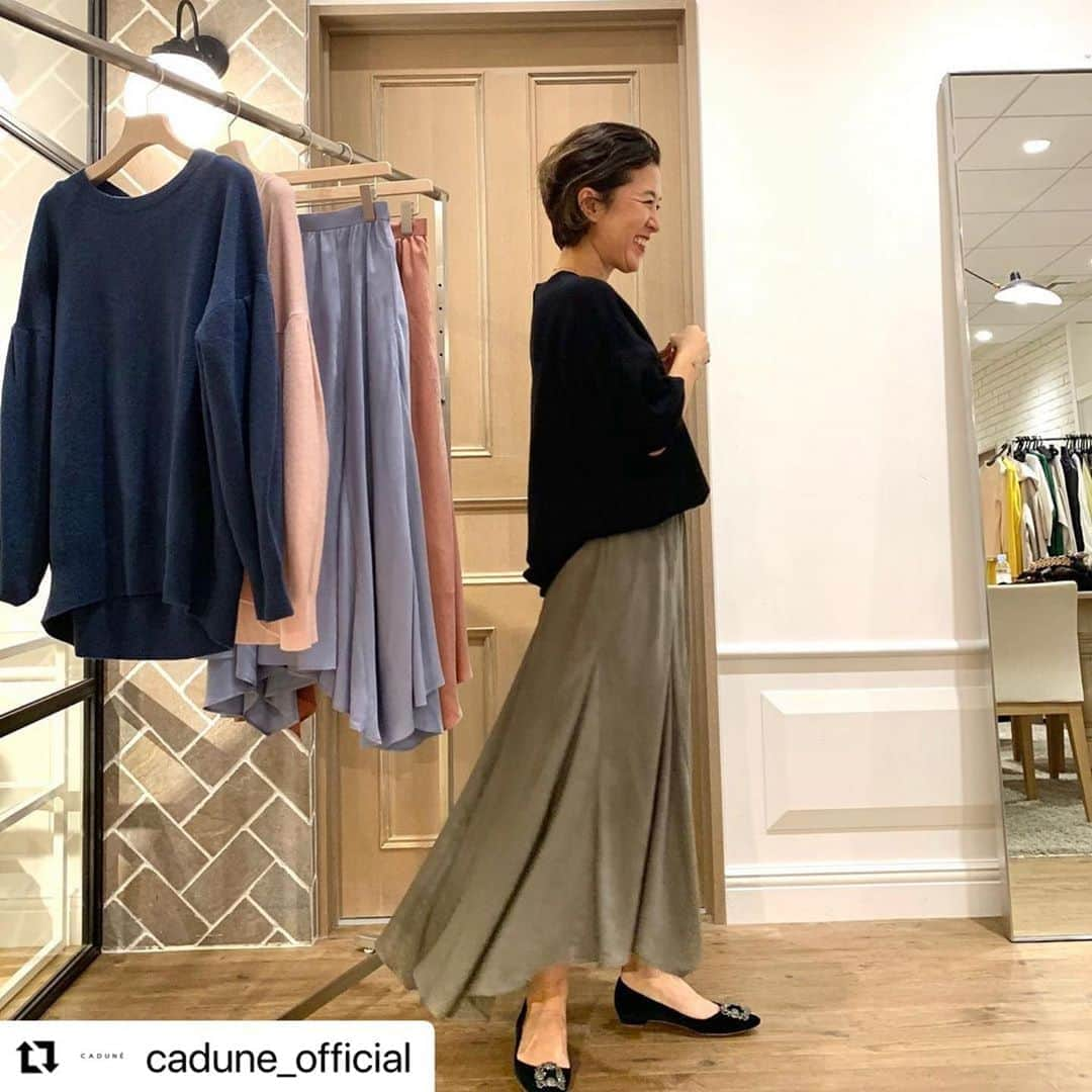 Arpege storyさんのインスタグラム写真 - (Arpege storyInstagram)「#Repost @cadune_official with @make_repost ・・・ 明日、11月5日(木) 19時より 大草直子さん @naokookusa × STORY @story_love40 × CADUNEでインスタライブを行います!  大草さんにも加わっていただき、ライターさんによる身長サイズ別の着こなしをご紹介する内容を予定しております。  STORYの公式アカウント @story_love40 にて配信になりますので、お間違いなく!  #caduné  #cadune  #カデュネ #大草直子 #大草直子さんコラボ #story12月号 #storyweb #storymagazine」11月4日 16時58分 - arpege_story