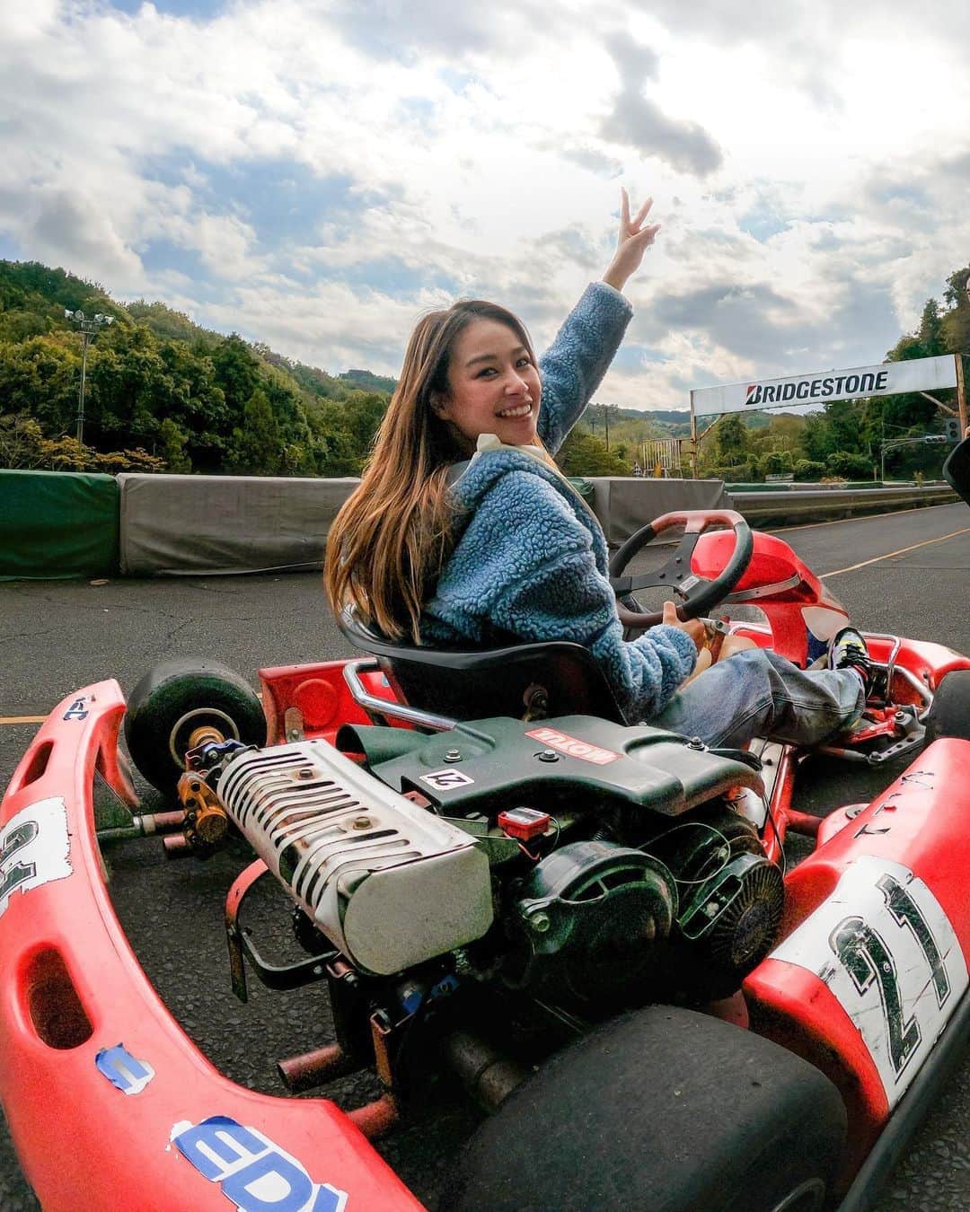 harunaのインスタグラム：「So much fun!!🏎❤️ @goprojp #hero9 #gopro #goprojp」