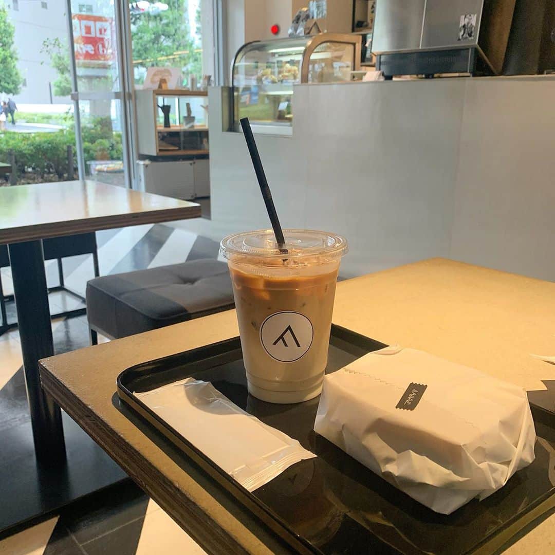 前田亜美のインスタグラム：「. . 朝早く起きてCafeでのんびりする時間好きなんですけど…共感してくれませんか？. . . #Cafe #都内カフェ #都内Cafe #カフェ」