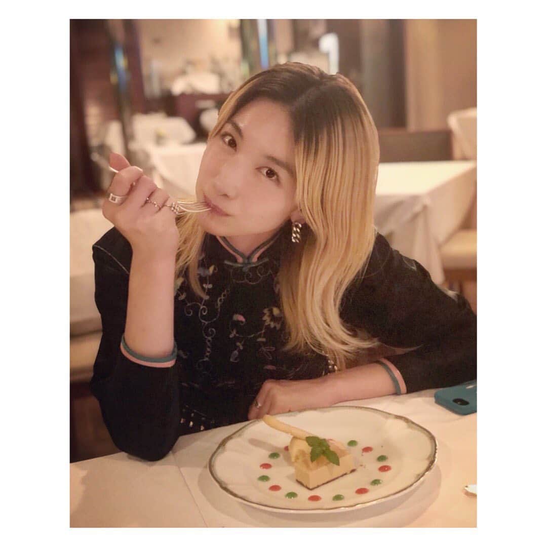 のインスタグラム：「なんせ後ろの久美子」