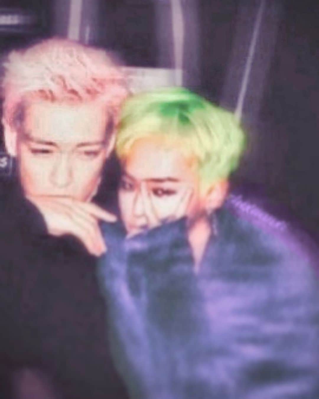 G-DRAGONのインスタグラム：「💜」