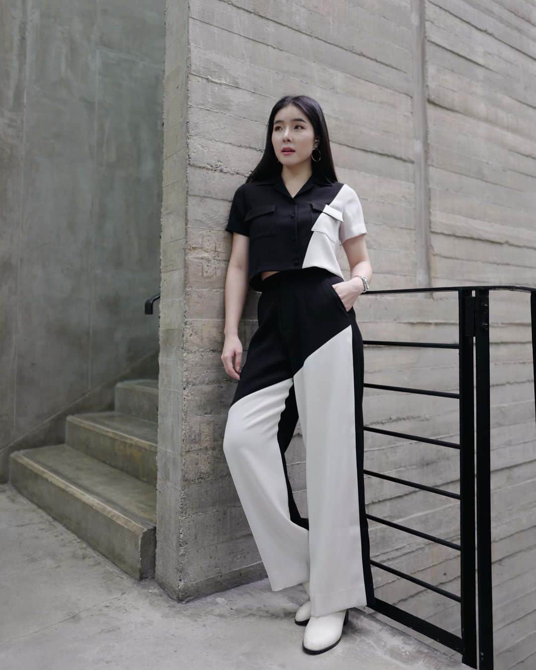 GYEON SEOのインスタグラム：「_* ▫️▪️▫️▪️ . . @salisa_official」