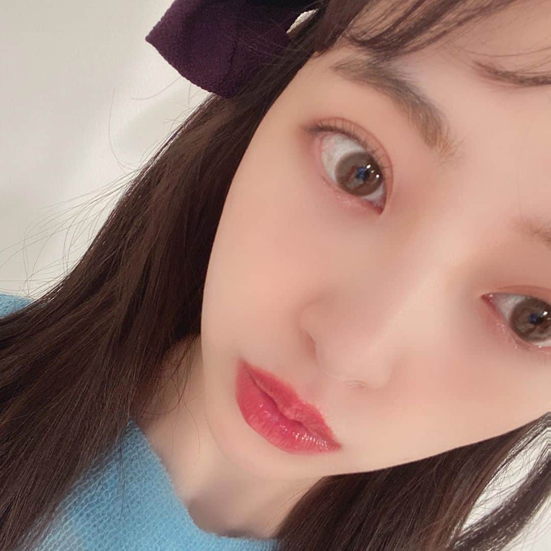 堀未央奈さんのインスタグラム写真 - (堀未央奈Instagram)「🍑🤍  𝕡𝕚𝕟𝕜 lip 🦩  詳しくは2つ前の投稿をみてね~  #ちゅるちゅるリップ #乃木坂46 #堀未央奈」11月4日 19時43分 - horimiona_official