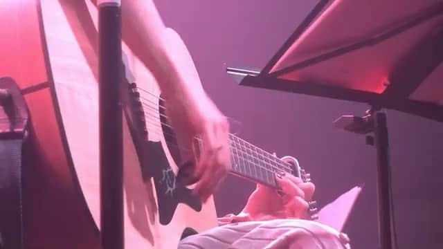 小池ジョアンナのインスタグラム：「#平井大 #StoryOfOurLife カバー動画です✨  YouTubeにフルをあげてます🤗  宜しければ是非ご覧ください♪  #小池ジョアンナ #弾き語り #弾き語りカバー #弾き語り動画 #歌ってみた #歌詞動画 #歌ってみた動画 #歌い手」