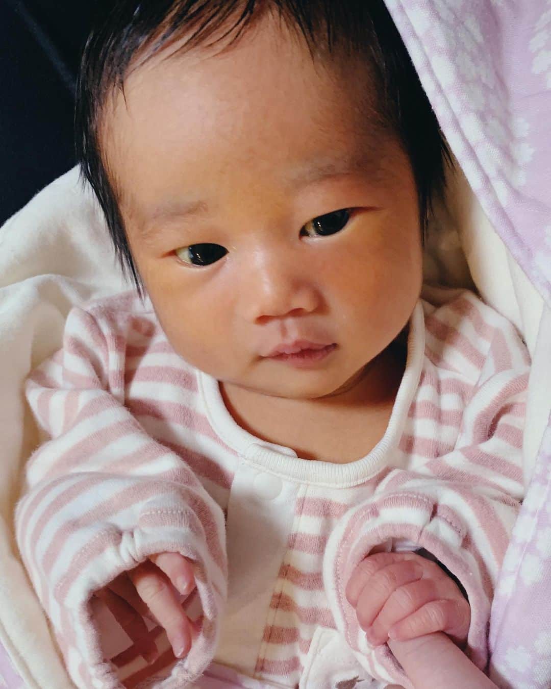 のインスタグラム：「10月26日、秋晴れの日に第一子となる女の子が誕生しました👶🏻 引き続き家族共々よろしくお願い致します！」