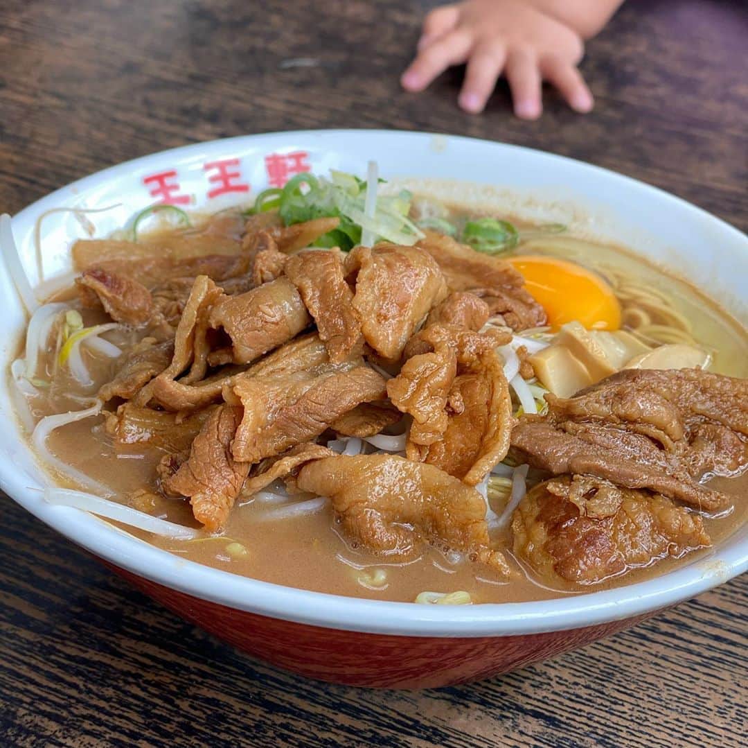 朋未のインスタグラム：「🍜  #徳島ラーメン #徳島ラーメン王王軒 #ラーメン」