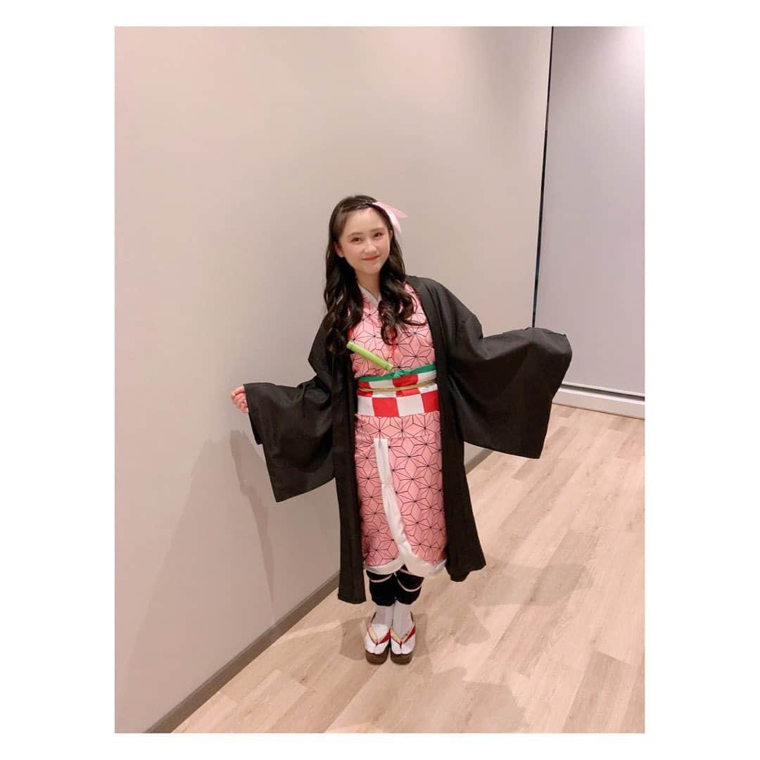 桜井美里さんのインスタグラム写真 - (桜井美里Instagram)「・﻿ ﻿ ﻿ ﻿ SHOWROOMありがとうございました！﻿ ﻿ ﻿ ﻿ 鬼滅の刃の禰豆子ちゃんの仮装したよ‪‪❤︎‬‪‪﻿ ﻿ ﻿ ﻿ どうかな、、？😳﻿ ﻿ ﻿ ﻿ #鬼滅の刃 #ねずこ﻿ #竈門禰豆子 #禰豆子 ﻿ #ハロウィン #仮装 ﻿ #showroom」11月4日 21時26分 - mippi__0418