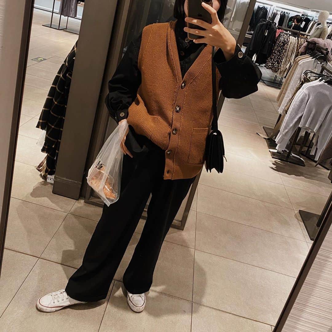 mixmatchisthekeyのインスタグラム：「mirror selfie」