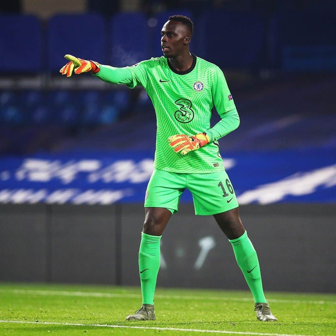 チェルシーFCさんのインスタグラム写真 - (チェルシーFCInstagram)「SIX consecutive clean sheets! @Edou_Mendy 👏🧤 #CHEREN #CFC #Chelsea」11月5日 7時10分 - chelseafc