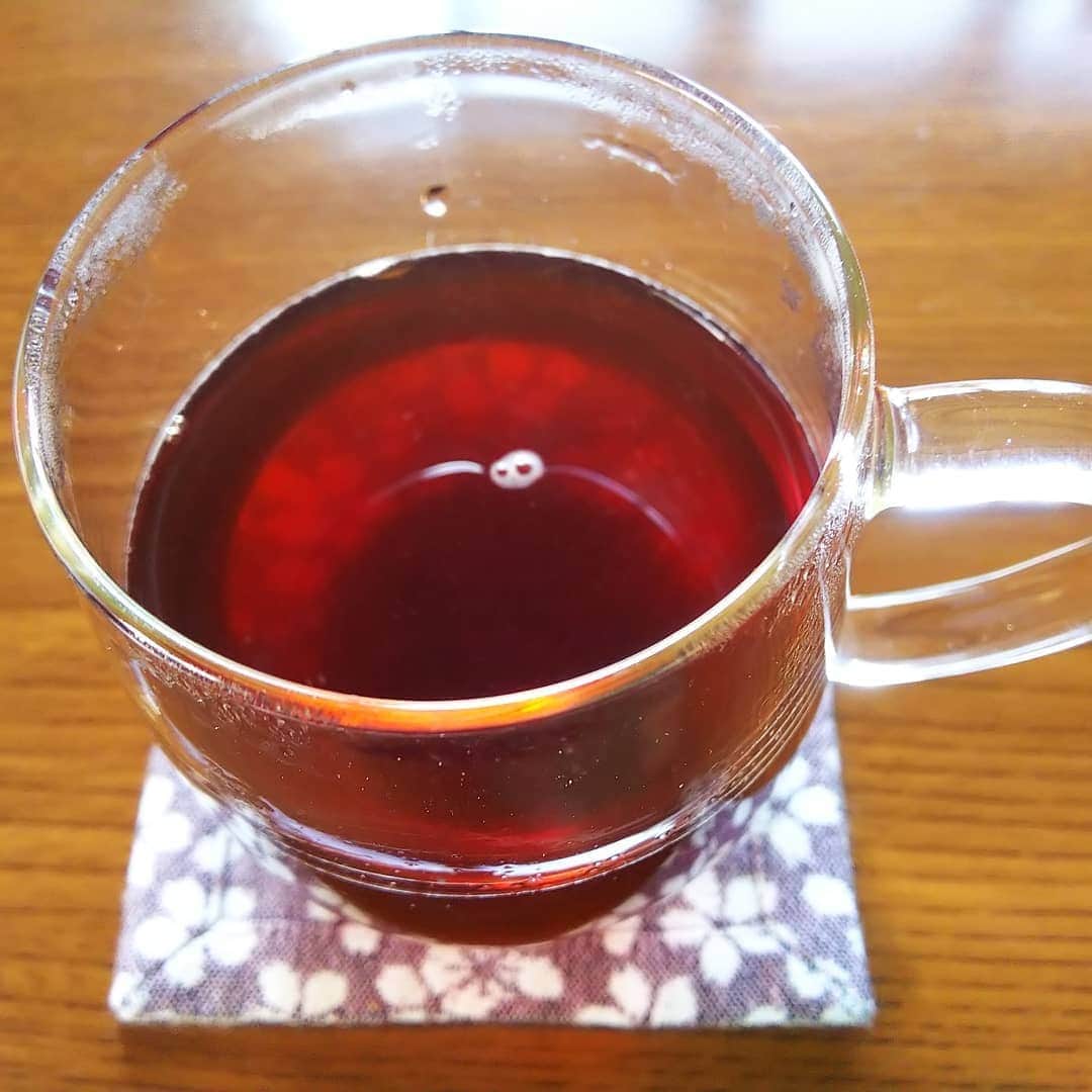みながわゆみさんのインスタグラム写真 - (みながわゆみInstagram)「#紅茶 #アップルティー #耐熱カップ」11月5日 7時42分 - nama.09.19