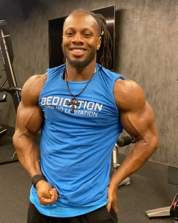 Ulissesworldさんのインスタグラム写真 - (UlissesworldInstagram)「Shoulder Workout ...