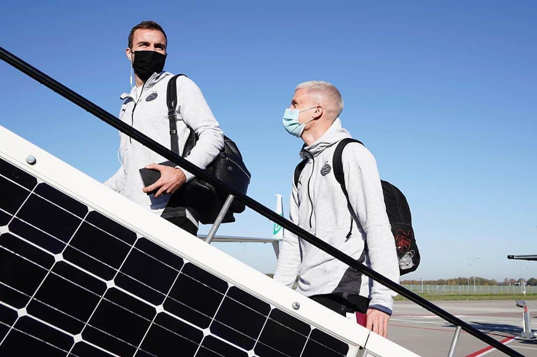 マリオ・ゲッツェさんのインスタグラム写真 - (マリオ・ゲッツェInstagram)「Off to Greece 🇬🇷 @europaleague」11月4日 23時57分 - mariogotze