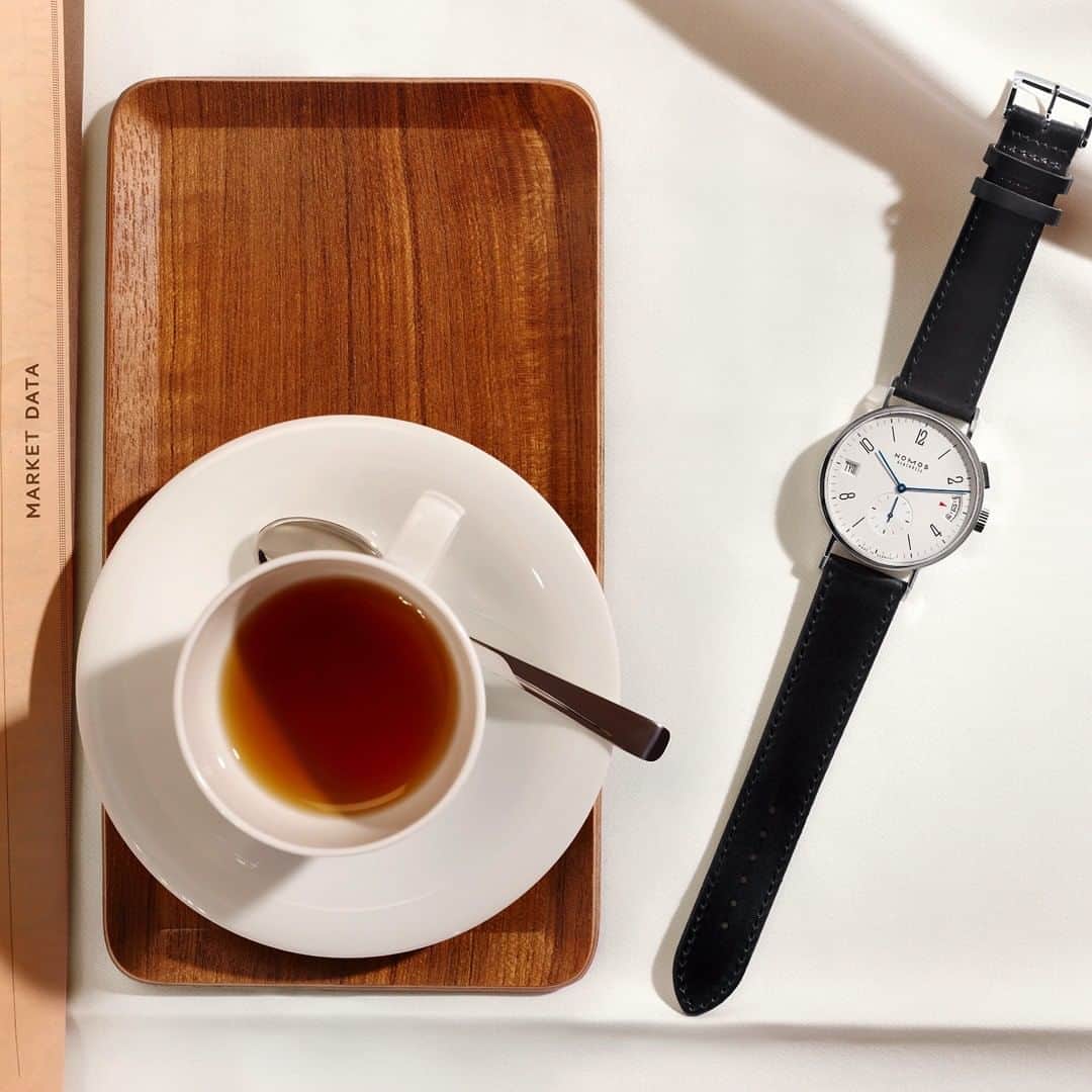 のインスタグラム：「More international than ever: We're delighted to announce that @q8_horology is our new official retailer in Kuwait!  #newretailer #nomos #nomiesforlife #nomos #nomosglashuette #glashütte #kuwait」